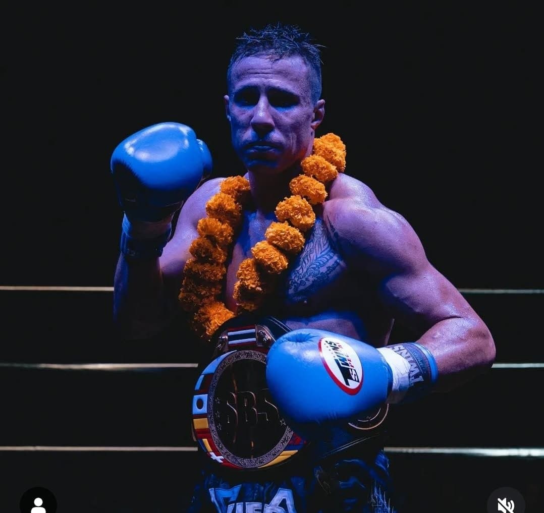 Conheça José Vieira, brasileiro que conquistou o título irlandês de Muaythai e revolucionou o esporte na Irlanda