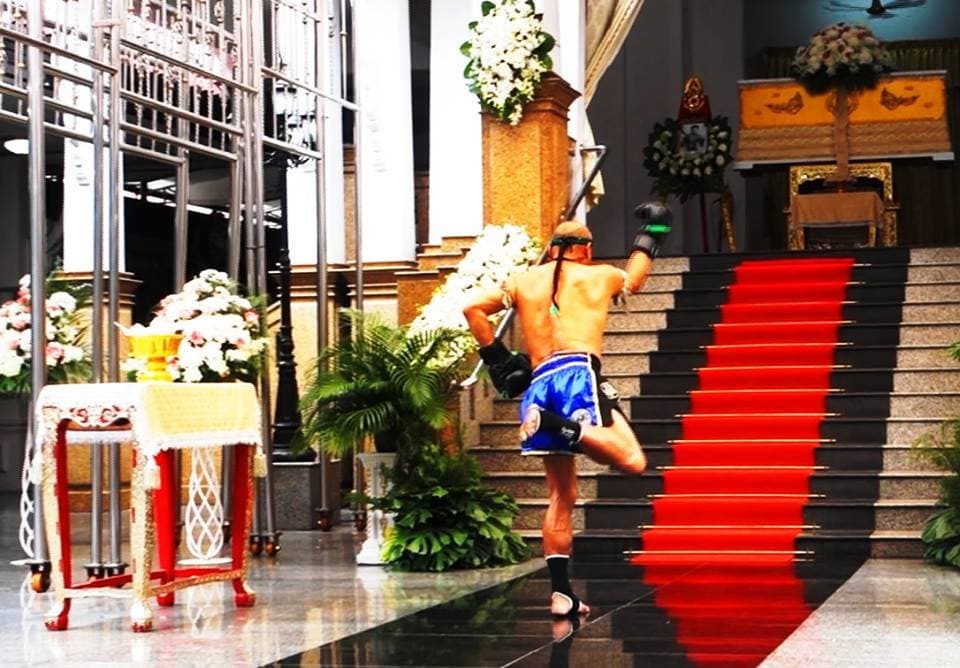 O Funeral de uma lenda do Muaythai e a Cultura do Esporte