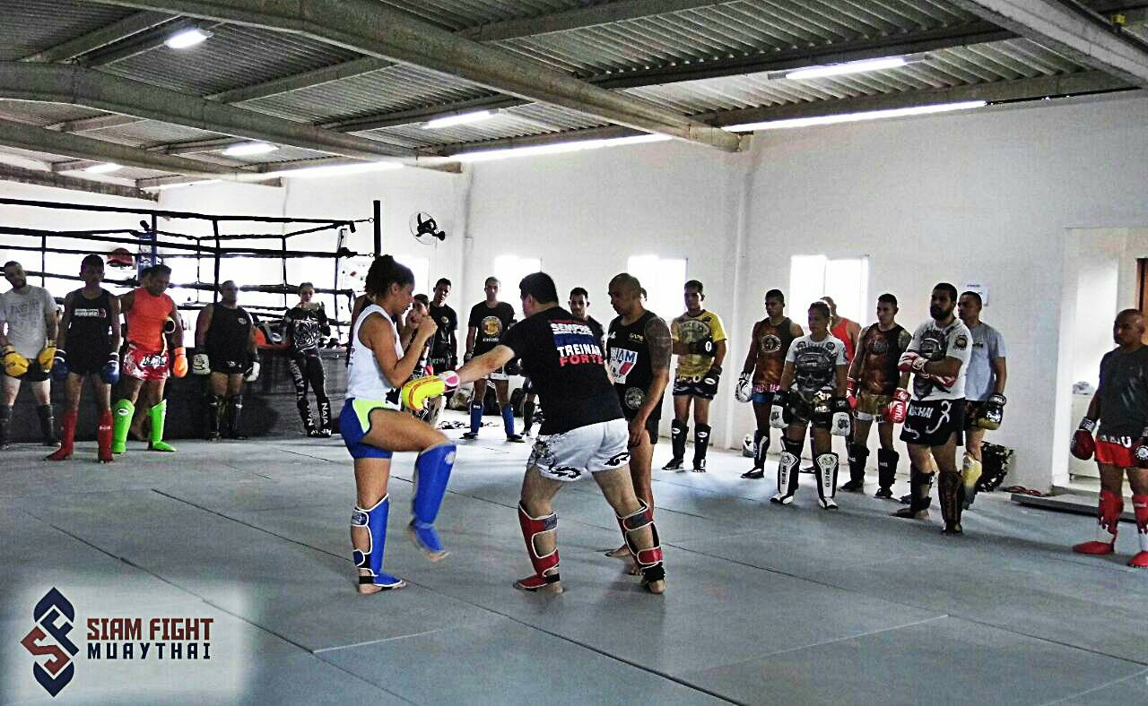 Training Camp de Muaythai na Siam Fight