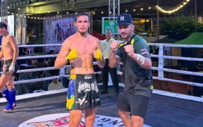 Tom Lara Bueno é bicampeão mundial de Muay Thai amador em Bangkok